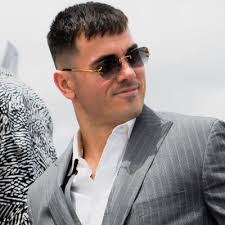 Trent Armstrong's Instagram, Twitter & Facebook