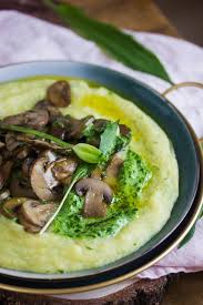 Polenta Aux Champignons Et A L Ail Des Ours Recette En 2020 Recette De Plat Recette Et Recettes De Cuisine