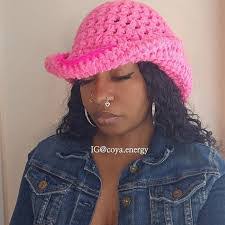 Brenda Burl's Instagram, Twitter & Facebook