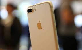 Despite only having a single camera, the iphone se still has a lot of improvements for taking photos and video. Iphone Se 2 Anuntat Pentru Lansare Iata Cand Idevice Ro