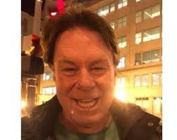 Edward Kiley's Instagram, Twitter & Facebook