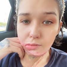 Dora Rincon's Instagram, Twitter & Facebook