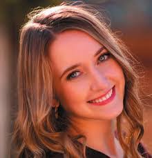 Lorraine Pellegrino's Instagram, Twitter & Facebook