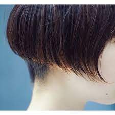 ワンレンヘアで落ち着きのある大人女子に ショートからロングまで一挙にご紹介 folk ショートのヘアスタイル ボブ ボブヘア