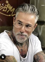 Ronnie Ulloa (ronnieulloa)