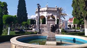 Moroleón is a city located in the same name municipality of the state of guanajuato, adjacent to the border with the state of michoacán, in mexico. Precioso Jardin En La Plaza De Moroleon Cotidiano399 Youtube