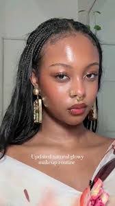 Eunice Bates's Instagram, Twitter & Facebook