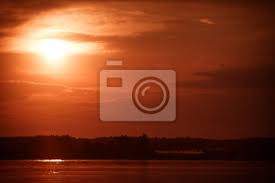 Warum gibt es im august so viele sternschnuppen? Legolas Eine Rote Sonne Geht Auf Heute Nacht Ist Blut Vergossen Fototapete Fototapeten Gentleman Deutsch Die Myloview De
