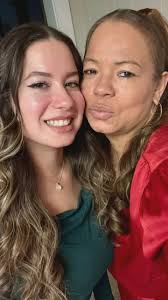 Hija mía ♥️👑, en tu día especial, quiero recordarte lo orgullosa que estoy  de ti y lo profundamente que te amo. ¡Feliz cumpleaños!” Happy Birthday  Reina 👑 🎉🎊🎁🎂💫🌷🙏♥️ @asharrecis , .., ., ., ...