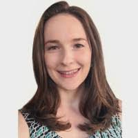 Sarah Munroe's Instagram, Twitter & Facebook