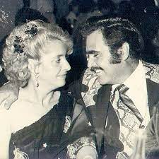 La colección de diminutos bikinis de la joven novia de. Vicente Fernandez Y Dona Cuquita Un Amor Que Nacio En Huentitan