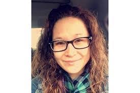 Lori Courtney's Instagram, Twitter & Facebook