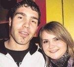 Christkind greift zur Rockgitarre