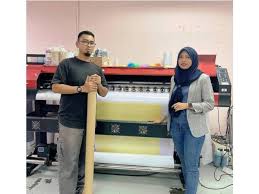 Program teknousahawan mara adalah merupakan metod untuk peningkatan kapasiti dan kapabiliti usahawan sedia ada kepada usahawan kecil, sederhana (pks) dan besar (large company) mengikut kelas masing ‐ masing yang dilaksanakan melalui kerjasama rakan pintar teknologi antara mara. Inisiatif Mara Bantu Usahawan Terjejas 16 526 Terima Manfaat