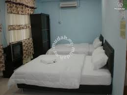 Bandar tun abdul razak is full of single men and women like you looking for dates, lovers, friendship, and fun. Bilik Penginapan Accommodation Homestays For Rent In Bandar Tun Abdul Razak Pahang Mudah My