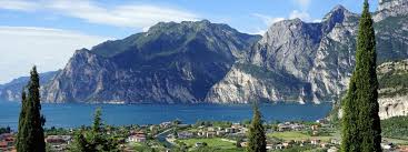De eerste etappe bracht ons naar uffenheim, ruim 500 km vanaf de start. Camperreis Vanuit Munchen Naar Italie Kroatie En Oostenrijk Camperreis In Duitsland Travelhome