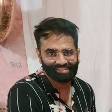 Neerav Patel's Instagram, Twitter & Facebook