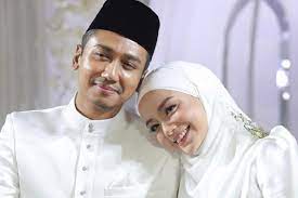 Terdahulu, pasangan ini sepatutnya diijabkabulkan pada oktober mira berkata dia tidak menyangka, hatinya terpaut kepada jejaka berkelulusan dari united kingdom (uk) dan bertugas sebagai arkitek sejak. Video Wedding Of The Year Mira Filzah Selamat Bergelar Isteri Wan Emir Astar Hiburan Mstar