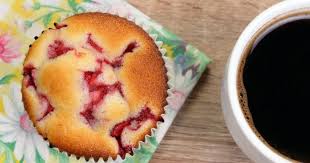 Il Est Sain Et Delicieux Et Il Contient Que 71 Calories Et Presque 4 G De Proteines Par Muffin Ww Desserts Food Desserts
