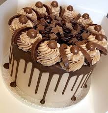 Recette Magnifique De Layer Cake Au Chocolat Autour De La France Recettes Fitness Beaute Et Autres Chocolate Cake Recipe Chocolate Cake Decoration Cake