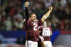 The party never stops for johnny manziel (r.), who boozes it up during sunday's afc title game. Johnny Manziel Parties With Florida State Alums Leaves With Two Hot Chicks Video