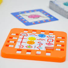 Entrenar a su cerebro para que usted se convierte en rey! Brain Connect Juego De Ejercicios Habiles Y Mentales Para 2 4 Jugadores Ultimas Unidades Kinuma Com