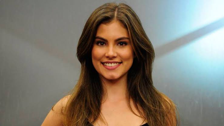 Resultado de imagem para Bruna Hamú