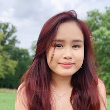 Meet the interns for 2020-2021! Name: Diem Le Pronouns: She/Her/Hers Year  in School: Junior (Class of 2022) Major/Minor: Sociology w/ minor in  Business Fun Fact: I can fluently understand Vietnamese and English