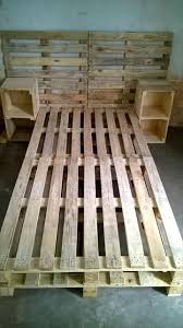 Pallet Bed Frame With Side Tables And Headboard 30 Easy Pallet Ideas For The Home Pallet Fu Muebles Con Palet Muebles Con Tarimas Muebles Hechos Con Palets