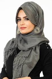 Aise Tesettur Kircilli Gri Sapkali Sal Fashion Hijab