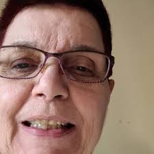 What are gluten-free alternatives to Ritz crackers?