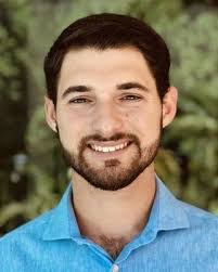 Nestor Castellon's Instagram, Twitter & Facebook