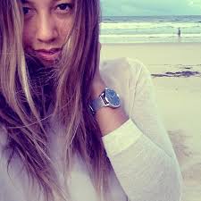 naomi stevic 最新動画！