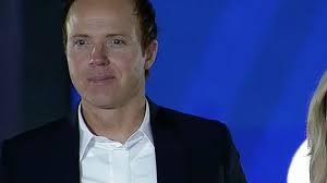 Ryan Smith will 'throw caution to the wind' to win with Jazz, friend says