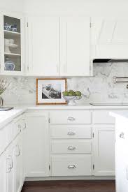 Selbstklebende folien oder glas spritzschutz für deine küche. 18 Subway Tile Backsplash Ideas That Are Totally Timeless