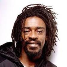 Stream Queen Bitch (Album Version) by Seu Jorge