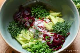 Chlodnik Sommersuppe Rote Bete Kaltschale Polnischer Art Get Hungry Sommer Suppe Rote Bete Suppe