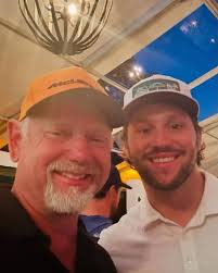 I Will Be So Happy To Received Hello From My Fans. ❤️