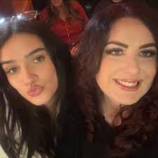 Are there any beauticians locally that visit residential homes regularly?