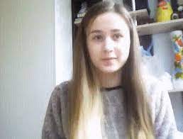 Wait What Gif Funny Girl Hair Colors Cool Hair Color Hair Flip