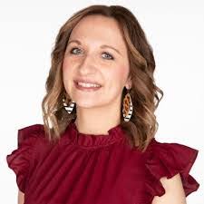 Kara Bauman's Instagram, Twitter & Facebook