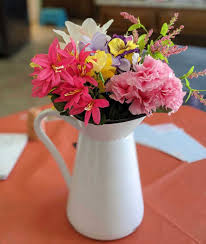 Fresh flower bouquet or in vase. 15 Genius Things To Buys At Dollar Tree Only 1 Each Hip2save