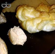 Tutto l'internet non fa altro che parlarne, sono diventate una e vera e propria moda. Nuvole Di Uova Al Forno Ricetta Light