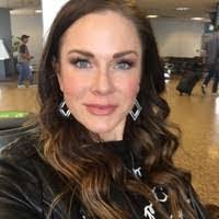 Tracy Tomaszewski's Instagram, Twitter & Facebook