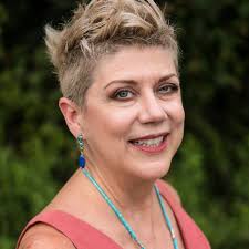 Janet Mcardle's Instagram, Twitter & Facebook