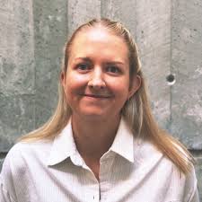 Et fantastisk lærerikt år med Ledelsesprogrammet på Norges Handelshøyskole  (NHH) ble i dag markert med en aldri så liten feiring 🎉 En spesiell takk  til Monica Rydland som med raushet, klokskap og… |