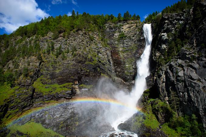 Vinnufossen - European waterfalls