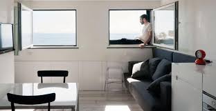 Il risultato darà l'idea che lo spazio sia più ampio e luminoso. Case Piccole Soluzioni Per Arredare