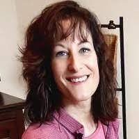 Autumn Wallis's Instagram, Twitter & Facebook