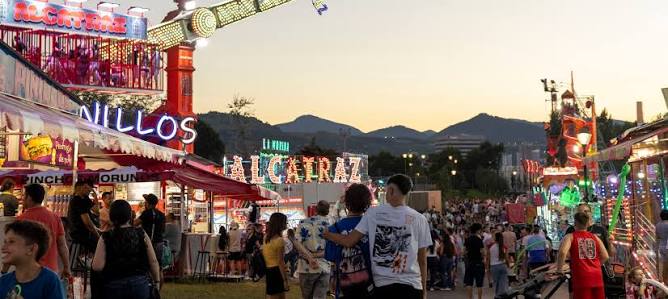 Bilbao.eus, InfoBilbao, Noticias, DEL 8 AL 31 DE AGOSTO LAS BARRACAS Y EL CIRCO VUELVEN AL PARQUE ETXEBARRIA PARA DISFRUTE DE TODAS Y TODOS